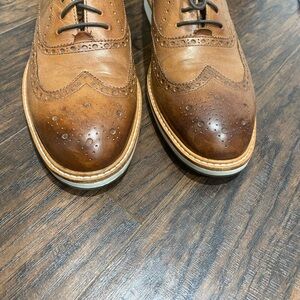 9.5 size. In good condition. Only selling because I have to many shoes